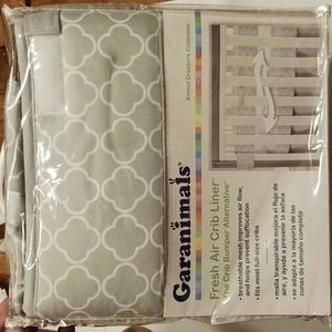 Garanimals Fresh air Crib Liner